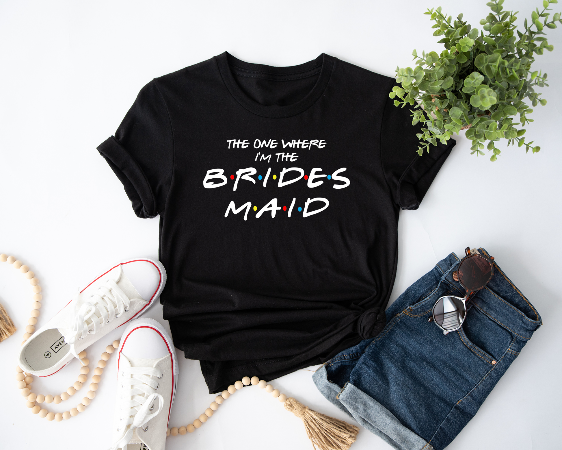 f0f3fe28-d7e5-408d-8b09-8faf6a783b0a/bridesmaid_white-BlackL-F.png