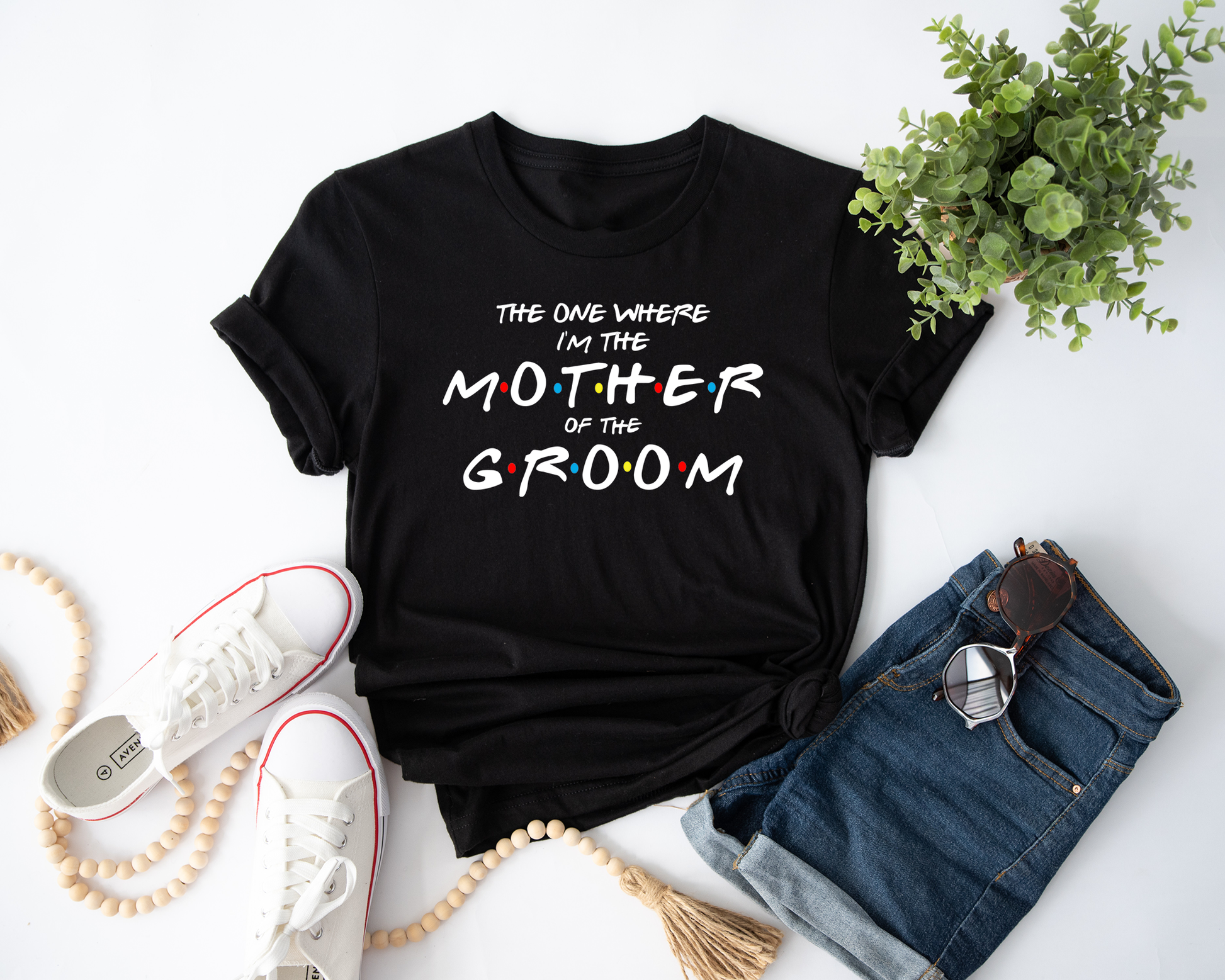 54fa3903-d95a-4dd0-8ff9-e4229401312e/mother_of_the_groom_white-BlackL-F.png