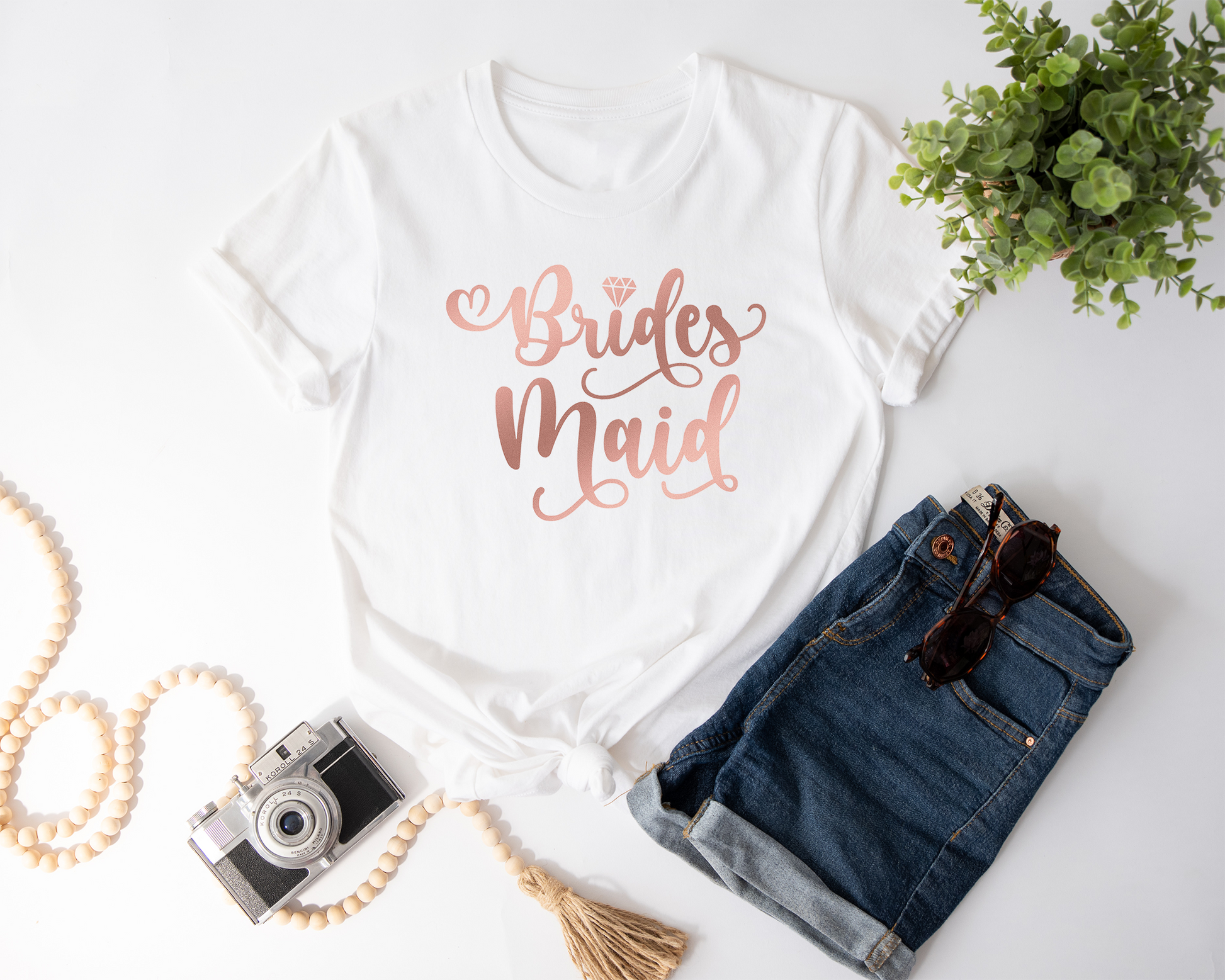 e5bfa15a-af58-455d-973f-c76259f54ae6/bridesmaid-WhiteL-F.png