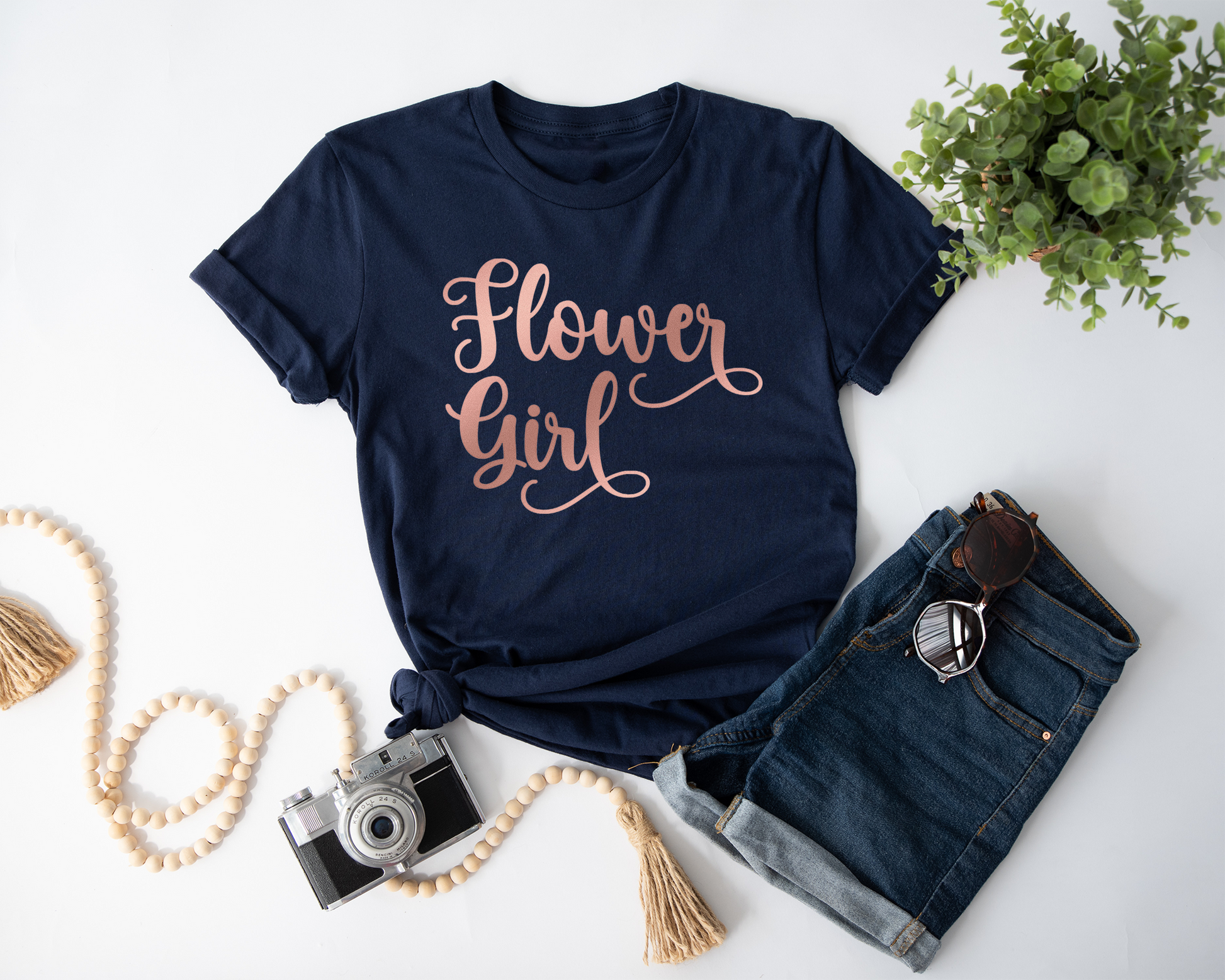 fdb8cacc-f7b7-4444-a5d7-b7690737dfe4/flower_girl-NavyL-F.png